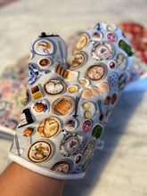 Load image into Gallery viewer, Oven Mittens "Dimsum" O07