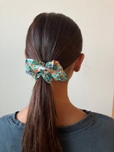 Load image into Gallery viewer, Silk Scrunchies "Vintage Mahjong" SS19
