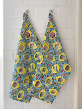 Load image into Gallery viewer, Tea Towel "Peranakan Pattern" TT31