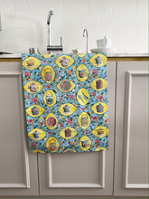 Load image into Gallery viewer, Tea Towel "Peranakan Pattern" TT31
