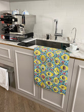 Load image into Gallery viewer, Tea Towel "Peranakan Pattern" TT31