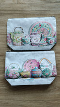 Load image into Gallery viewer, Pouch "Peranakan Teapots" P30