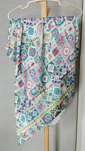 Load image into Gallery viewer, Scarf "Peranakan" S15