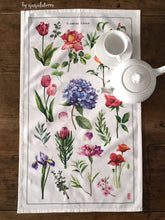 Load image into Gallery viewer, Tea Towel "Flowers Lover" TT25
