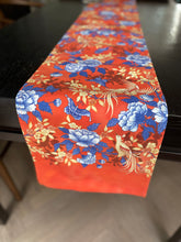 Load image into Gallery viewer, Table Runner "Birds & Butterflies" 3M TR02.1