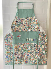 Load image into Gallery viewer, Apron "Vintage Mahjong" A19