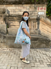 Load image into Gallery viewer, Shopping Bag "Chinese Floral" SB04
