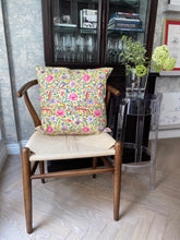 Load image into Gallery viewer, Cushion Cover "Phoenixes" C16