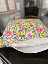 Load image into Gallery viewer, Cushion Cover "Phoenixes" C16