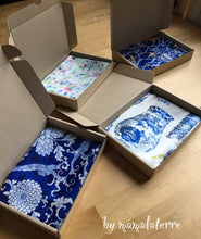 Load image into Gallery viewer, Scarf "Chinese Floral" S04