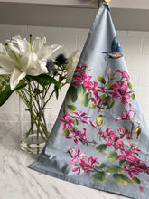 Load image into Gallery viewer, Tea Towel "Bauhinia" TT01
