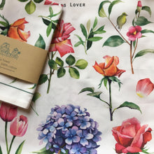 Load image into Gallery viewer, Tea Towel "Flowers Lover" TT25
