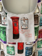 Load image into Gallery viewer, Shopping Bag "Hong Kong Mailboxes" SB11