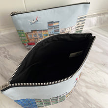 Load image into Gallery viewer, Pouch "Hong Kong Buildings 2" P10