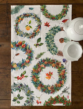 Load image into Gallery viewer, Tea Towel "Christmas Wreath"