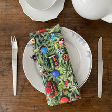 Load image into Gallery viewer, Napkins "Christmas tree HK" N24