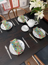 Load image into Gallery viewer, Napkins "Christmas tree HK" N24