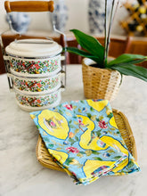 Load image into Gallery viewer, Napkins &quot;Peranakan Pattern&quot; N31

