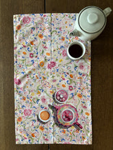 Load image into Gallery viewer, Tea Towel &quot;Oriental Spring&quot; TT45
