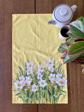 Load image into Gallery viewer, Tea Towel &quot;Narcissus&quot; TT34
