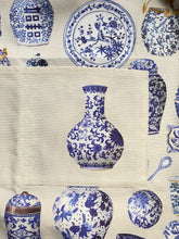 Load image into Gallery viewer, Apron &quot;Chinese Porcelain&quot; A06
