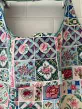 Load image into Gallery viewer, Shopping Bag &quot;Peranakan Tiles&quot; SB15
